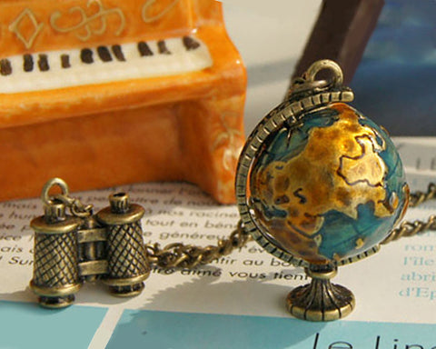 Vintage Charm Long Necklace Gold Tone Telescope Globe Pendant Jewelry
